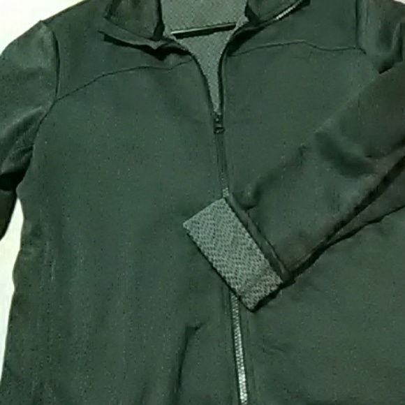 Puma zip up - Picture 5 of 5